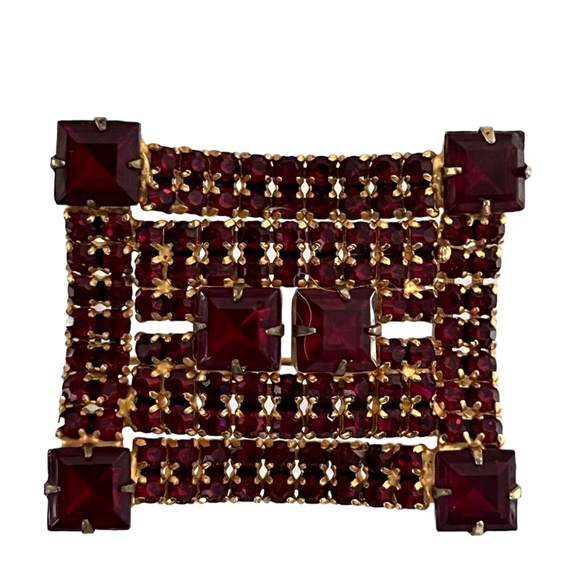 Vintage Brooch Czech Garnet Glass Bohemian - Picture 1 of 16